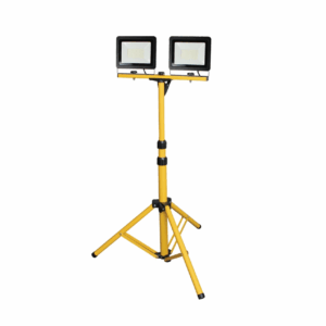 פרוז'קטור לד כפול מקצועי על חצובה מתכווננת – 3 גווני תאורה ועמידות מוחלטת למים (IP66) מבית סקורפיון